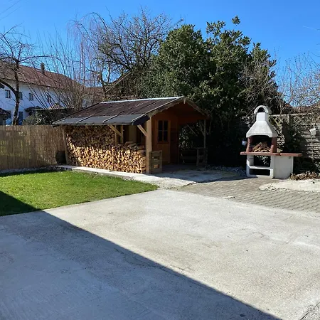 Gemuetliche In Oberbayern Appartement Prutting